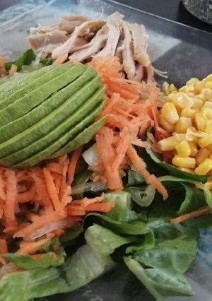 Una foto de Ensalada de zanahoria y pepino rallado