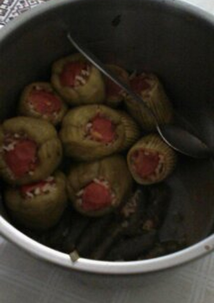Una foto de Dolma de calabacín y pimientos