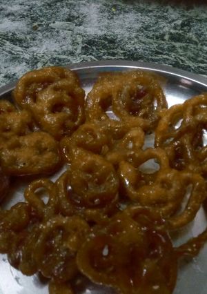 A picture of Instant jalebi.