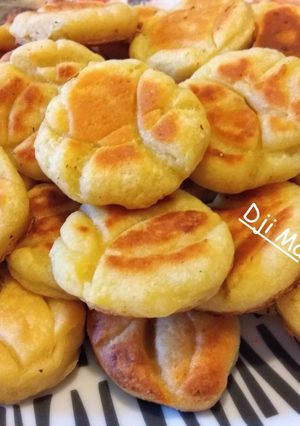 Régimódi krumplispogácsa recept fotója