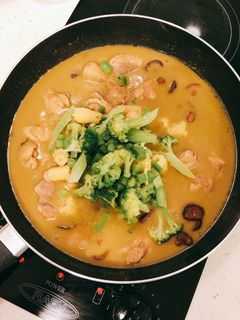 泰式綠咖哩雞 的食譜成品照片