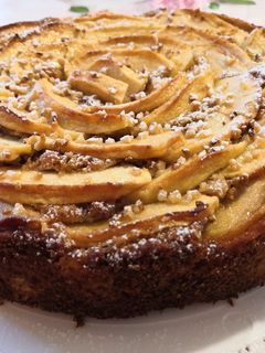 Foto di Torta integrale di mele e uvetta