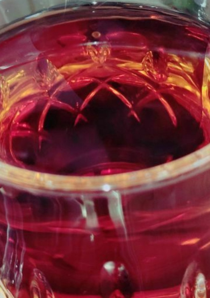 عکسی از دستور ترفند خوشرنگ شدن چای☕