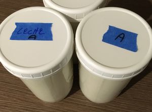 Una foto de Leche de Almendras y Semilla de Cajuil