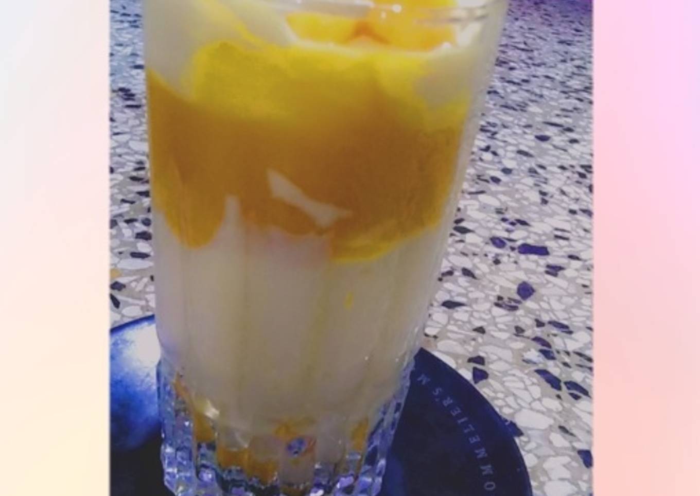 Mango mouse puree