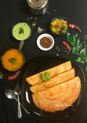 A picture of Brown Rice Masala Dosa.