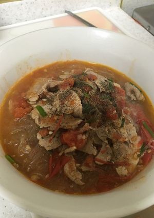 Hình của món Miến nấu thịt.
