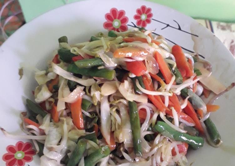 Tumis toge kacang panjang wortel