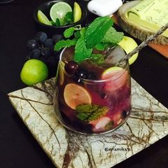 A picture of Black Grapes Vineyard Mojito Mocktail.