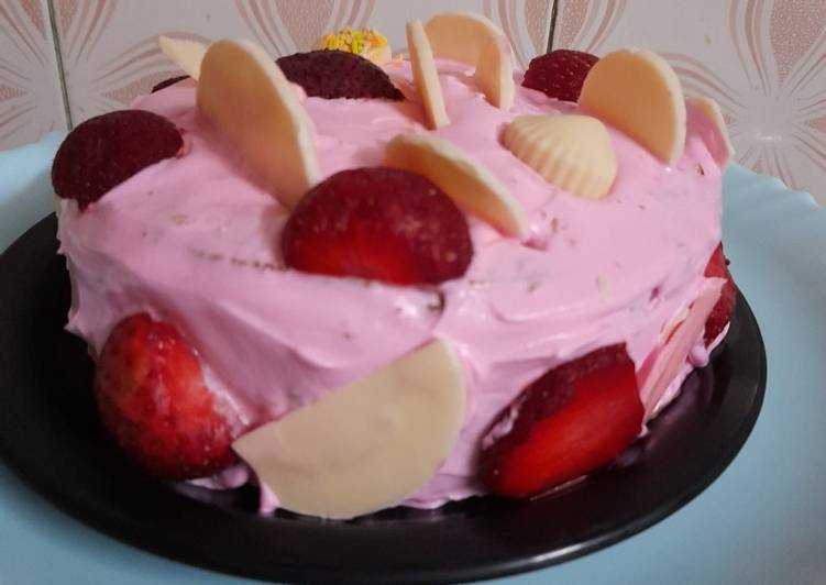 Easiest Way to Prepare Ultimate Strawberry eggless cake🍓🎂