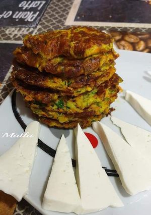 Foto principal de Hamburguesas de calabacín y zanahoria