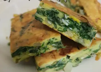 Resep Unik Spinach Omellete (Telur dadar bayam) Enak dan Sehat