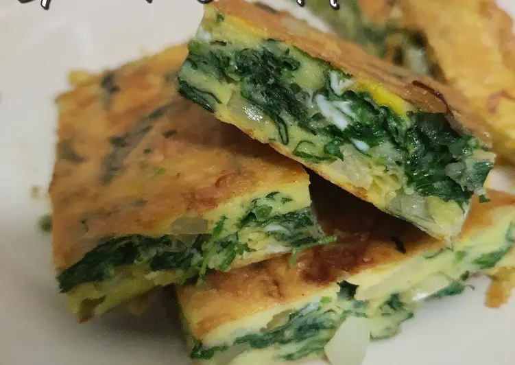 Resep Unik Spinach Omellete (Telur dadar bayam) Enak dan Sehat