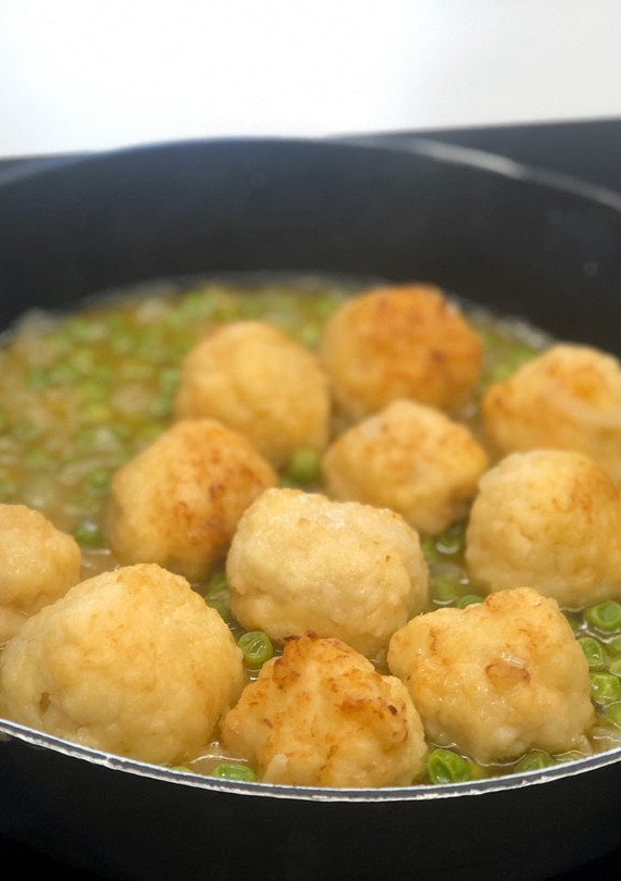 Una foto de Albóndigas de merluza BLW para Miguel
