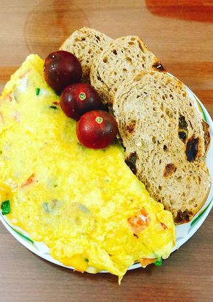 Hình của món French omelette- Trứng ốp lết kiểu Pháp.