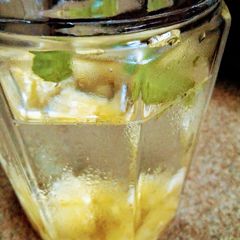 A picture of Pineapple Water.