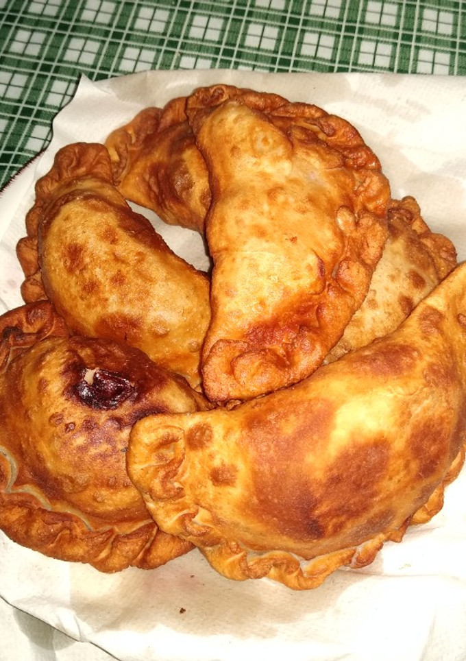 Una foto de Masa para empanada frita
