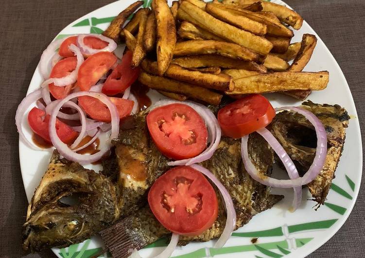 Roasted fish and plantain
