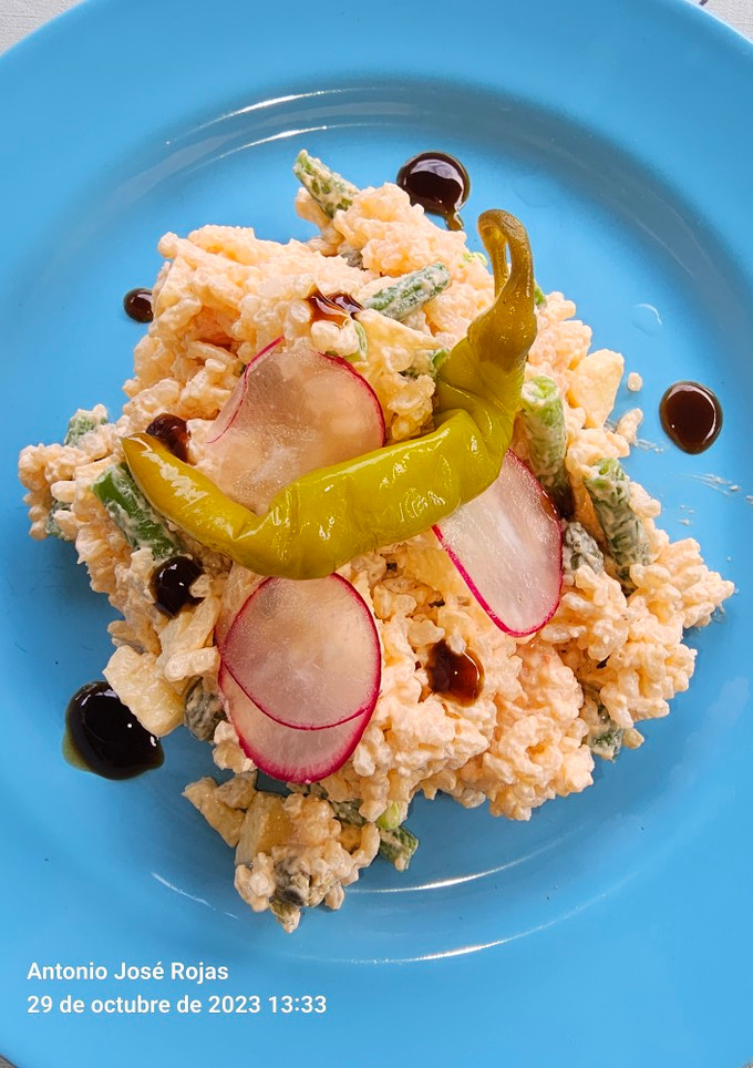 Una foto de Ensalada de arroz 🌾