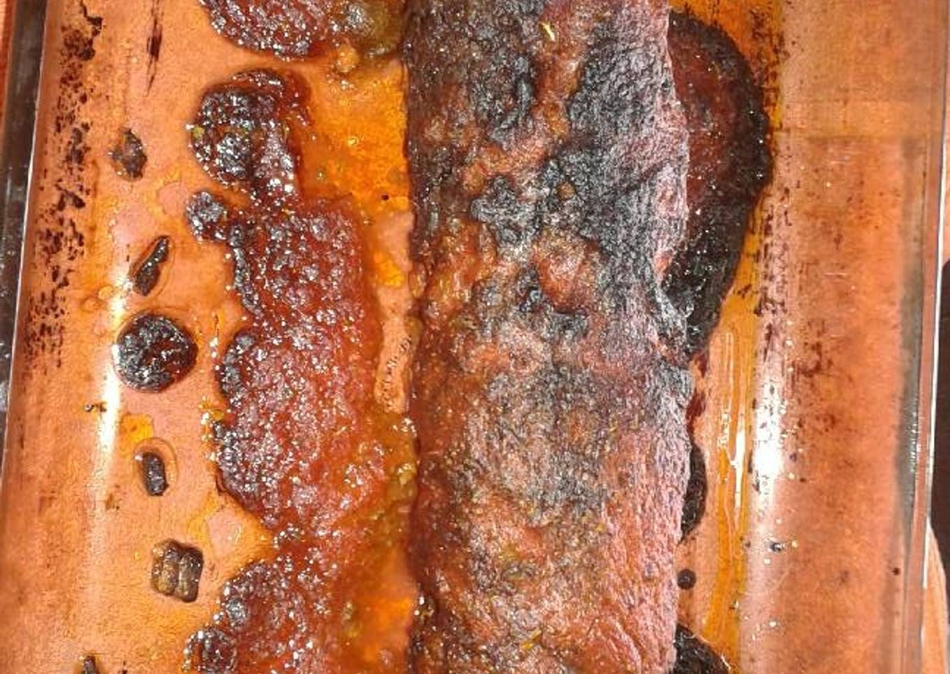 Rulo de carne picada rellena de cebolla zanahoria y huevo duro