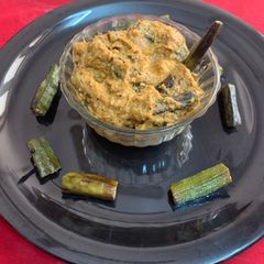 A picture of Kerala vendakai (bhindi) curry.