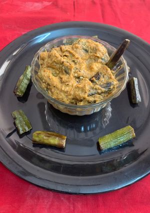 A picture of Kerala vendakai (bhindi) curry.