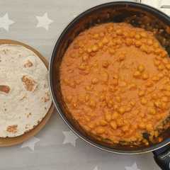 Una foto de Curry con garbanzos