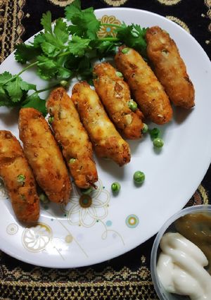 ভেজ ফিঙ্গার(Veg finger recipe in bengali) রেসিপির প্রধান ছবি