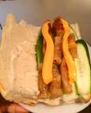 Bánh mì kẹp chả ram