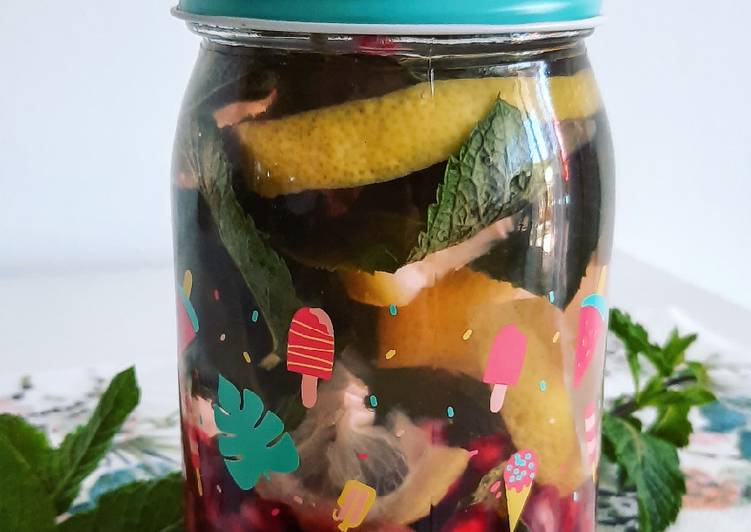 Detox water menthe grenade et citron đ