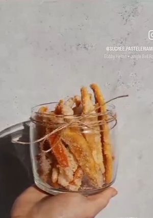 Una foto de Cascaritas de naranjas confitadas