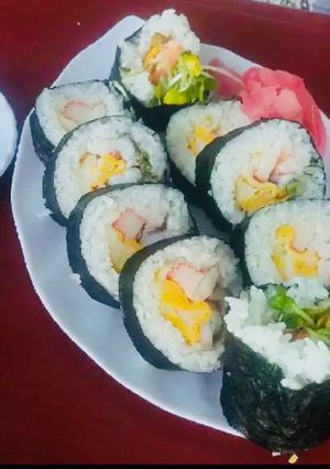 Hình của món Sushi thập cẩm.