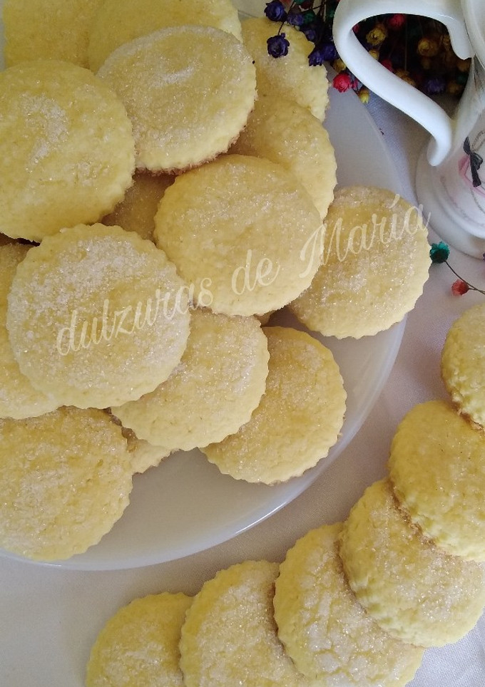 Una foto de Galletas de limón y coco
