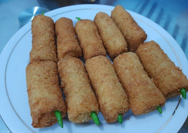 Cara Gampang Membuat Risol ayam bakso, Menggugah Selera