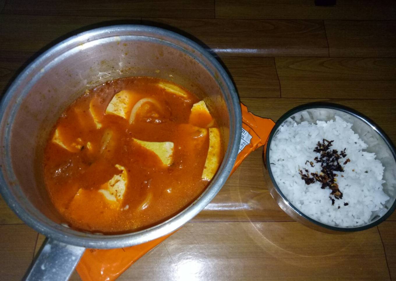 Kimchi Jjigae