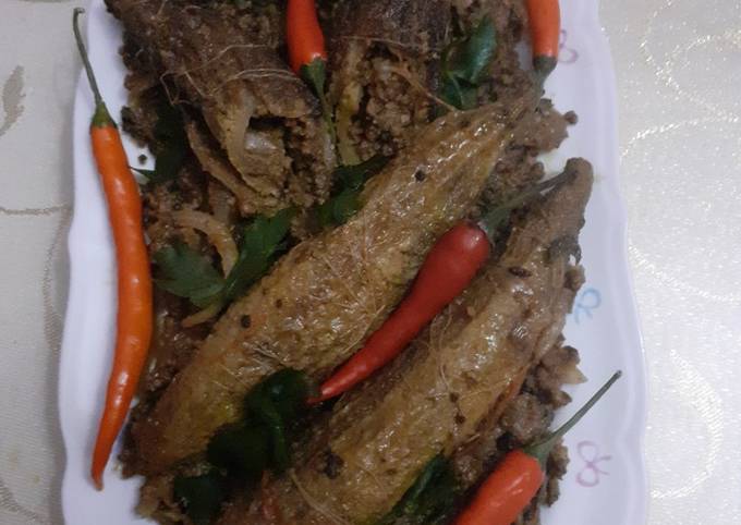 Easiest Way to Make Favorite Qeema Bharay Karailay (Stuffed Bitter Ground)