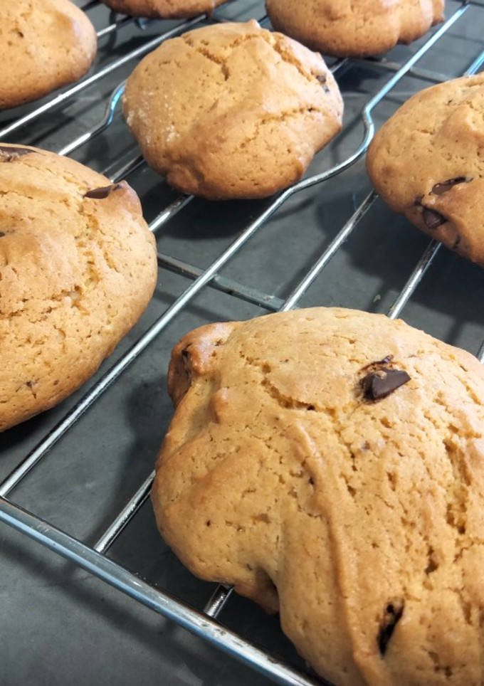 Una foto de Galletas de naranja y chocolate