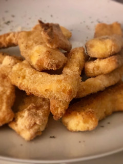Una foto de Barritas de salmón rebozado al horno para bebés