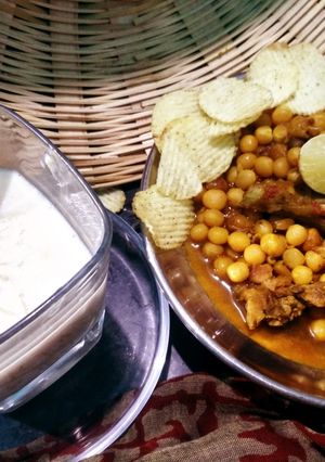 মটর চিকেন মশালা (motor chicken masala recipe in Bengali) রেসিপির প্রধান ছবি