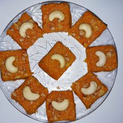 A picture of Gajorer sandesh.