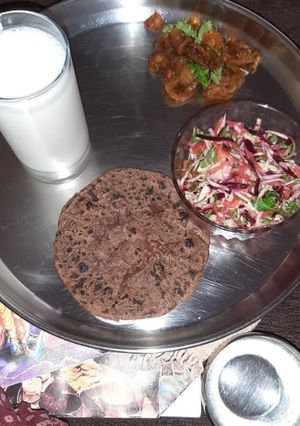 A picture of Ragi roti.