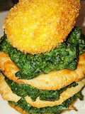 Millefoglie di bietole e robiola con tuorlo fritto di anatra