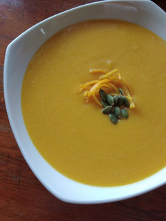 Una foto de Crema de zapallo naranja