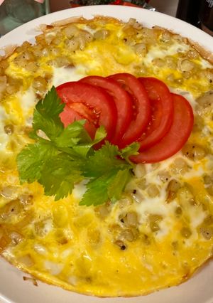 A picture of Omelet Kentang/Patatesli menemen/Potato Omelet.