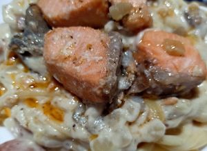 Foto resep Long Macaroni Creamy Cheesy Sauce Salmon Topping DaMuDza