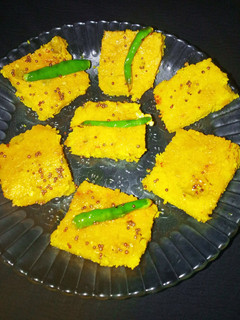 स्टिम खमण ढोकला (steam khaman dhokla recipe in Hindi) रेसिपी मुख्य फोटो