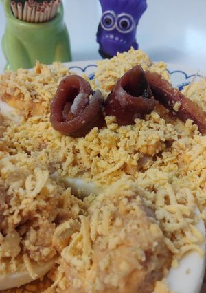 Una foto de Huevos rellenos a la manera tradicional