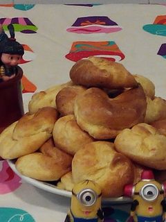 Una foto de Choux de jamón y queso