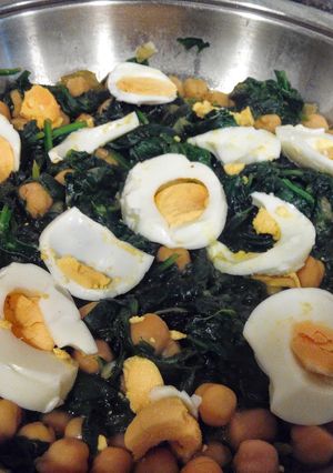 Una foto de Espinacas con garbanzos