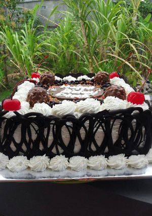 Foto resep Cake Ultah Pagar #Sponge Coklat Base Cake#Gampang#Cepet#Juara